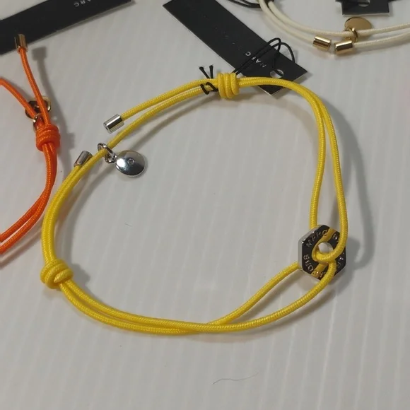 PICK ONE NEW WITH TAGS MARC BY MARC JACOBS BRACELETS EACH RETAILS $38 - Picture 3 of 6